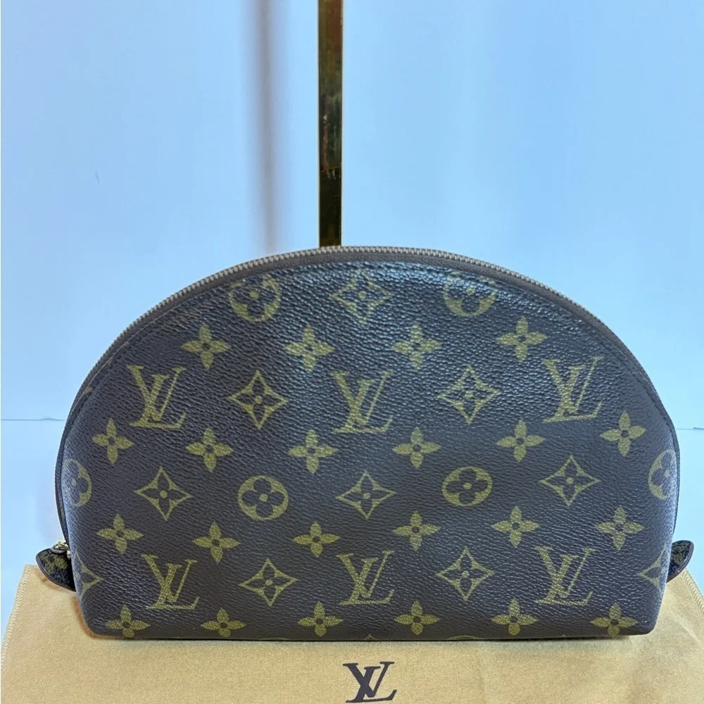 Louis Vuitton Monogram Large size Cosmetic Case in Brown and Gold